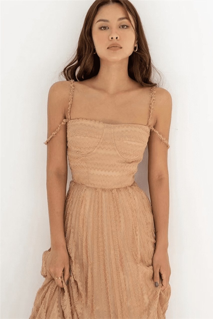 Una Düşük Omuzlu Pileli File Midi Elbise