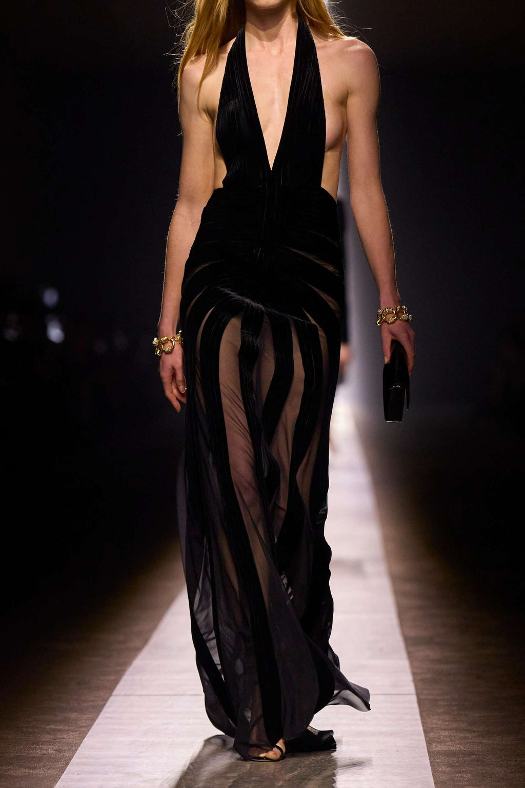 Novia Boyundan Bağlamalı Cut-Out Kadife Maxi Elbise