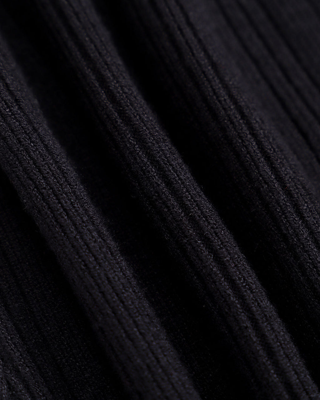 Siyah Parça Ekleme Düğmeli Fitilli Hırka