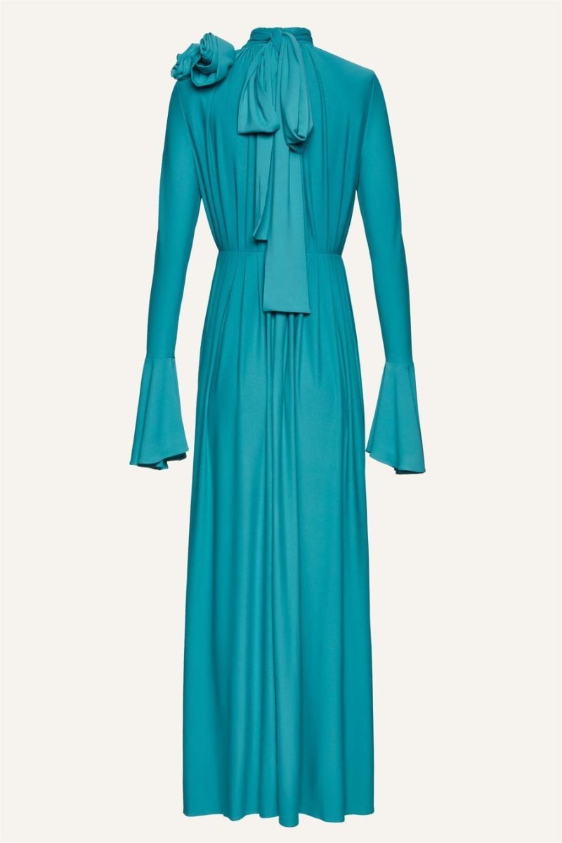 Yedda Çiçek Detaylı V Yaka Pileli Yırtmaçlı Maxi Elbise