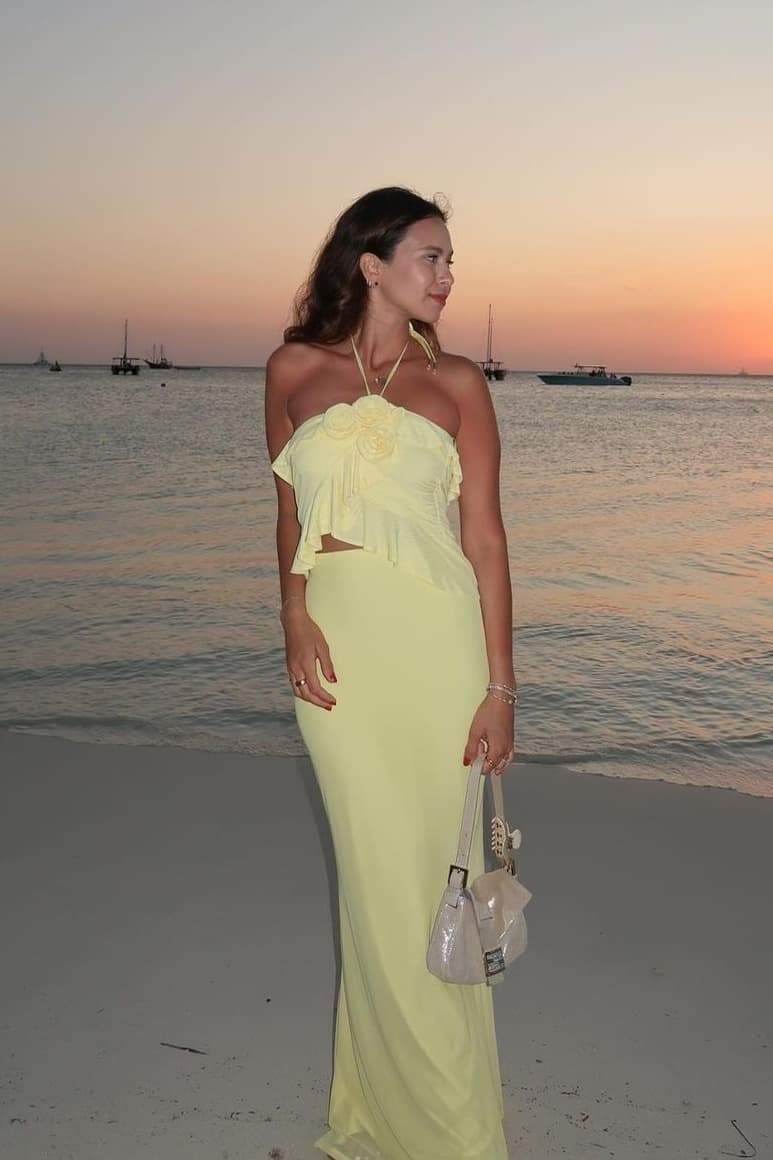 Zona Asimetrik Fırfırlı Boyundan Bağlamalı Takım